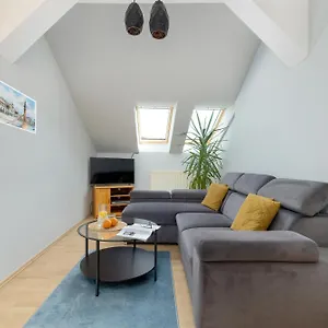 Sunshine Apartament